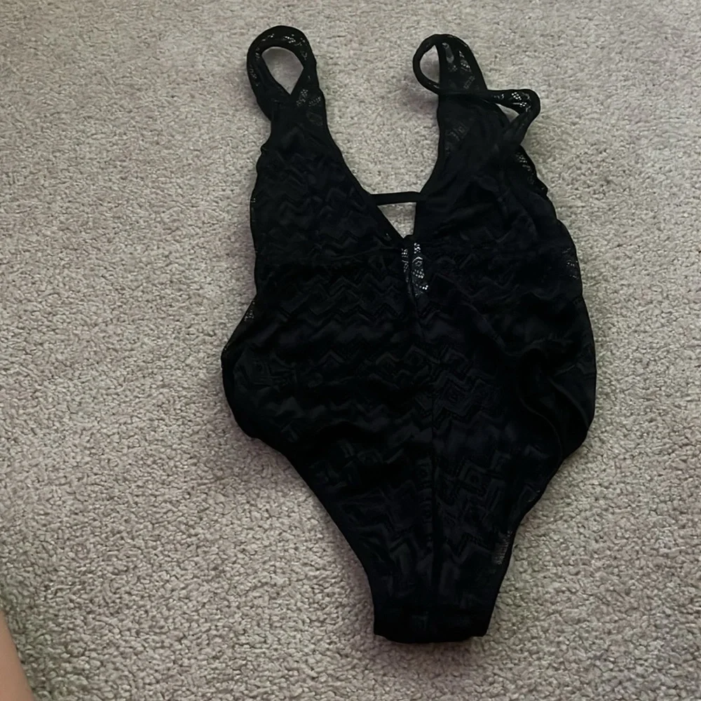 “Nicole Miller- Lingerie Body Suit size small”